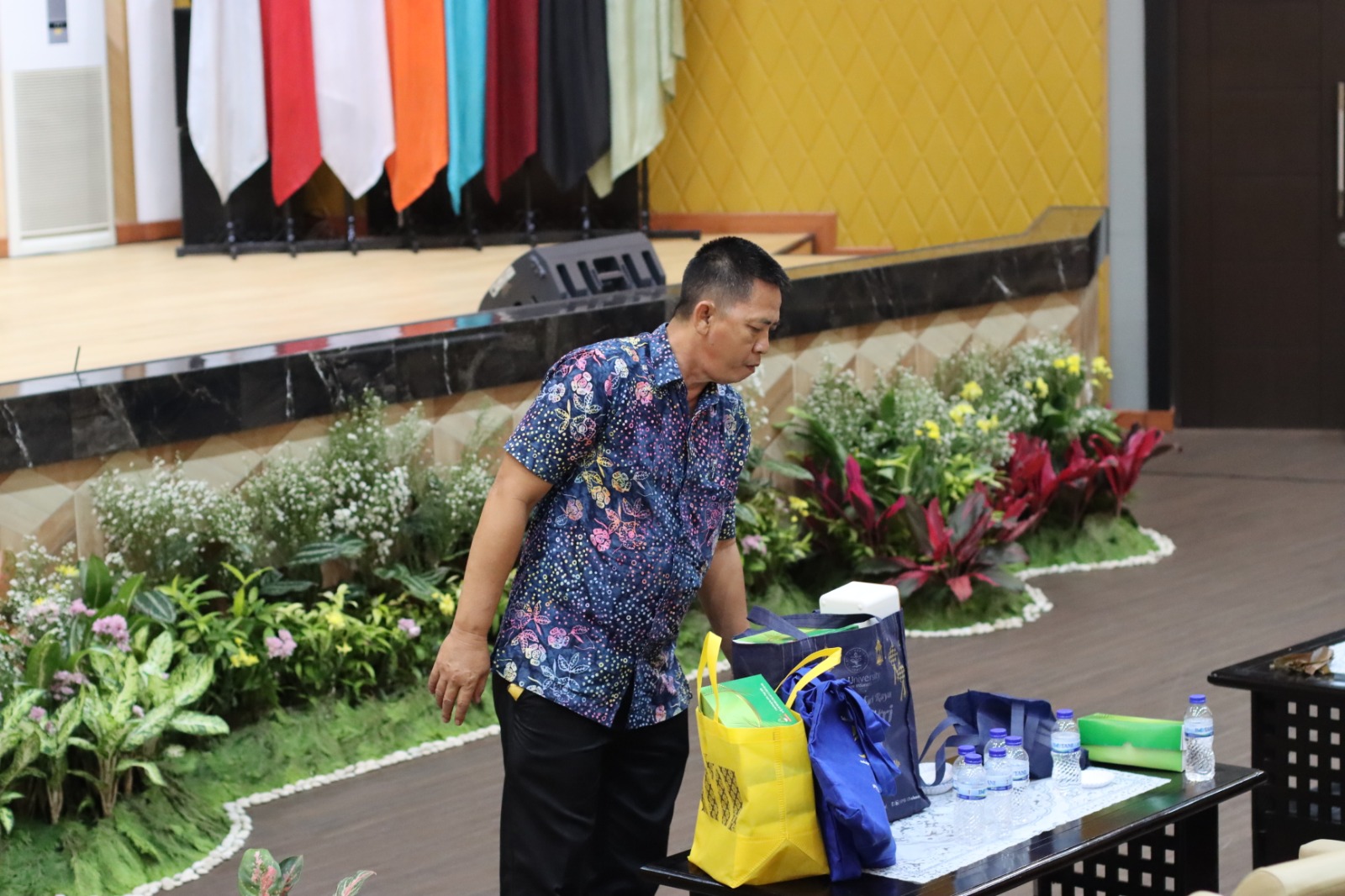 Pak Iwan