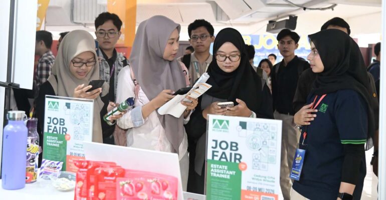 ribuan-pencari-karier-padati-ipb-job-fair-2026.jpg