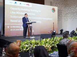indonesia-selenggarakan-pelatihan-pengelolaan-kayu-berkelanjutan-bagi-16-negara-sehaluan.jpg