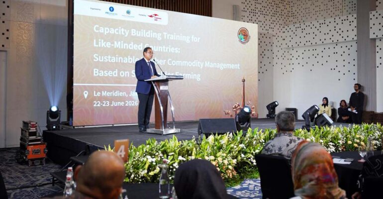 indonesia-selenggarakan-pelatihan-pengelolaan-kayu-berkelanjutan-bagi-16-negara-sehaluan.jpg