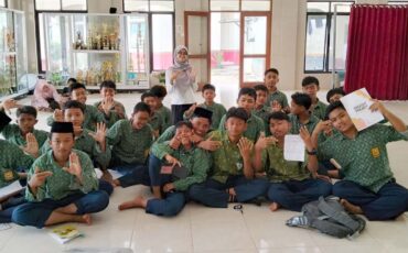 mahasiswa-ipb-university-hadirkan-insight-project-ruang-eksplorasi-emosi-bagi-remaja-boarding-school.jpg