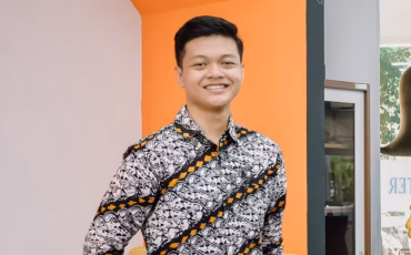kisah-inspiratif-nabil-bintang-prayoga-anak-penjual-jamu-yang-sukses-menjadi-lulusan-terbaik-ipb-university