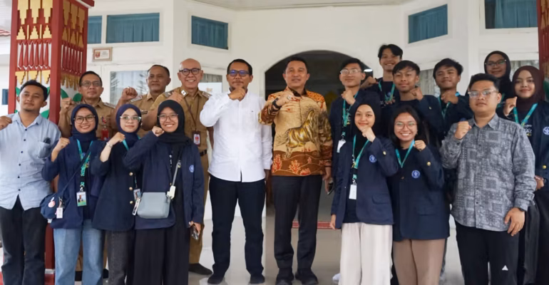 mahasiswa-ipb-university-siap-mengabdi-di-pekon-pura-jaya-ini-harapan-bupati-lampung-barat