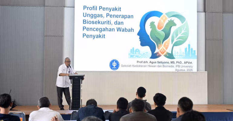 cegah-resistensi-antimikroba-skhb-ipb-university-edukasi-peternak-tentang-penggunaan-antibiotik-dan-biosekuriti-1