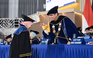 wisuda-tahap-i-ipb-university-luluskan-700-wisudawan-wakil-menteri-koperasi-ri-turut-hadir