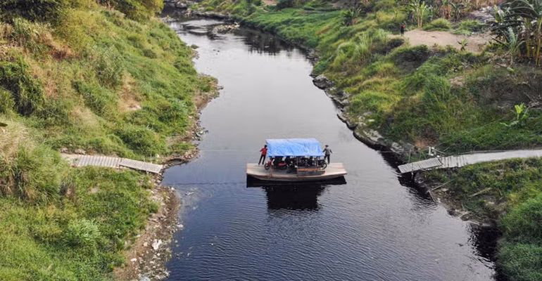 air-sungai-cileungsi-menghitam-pakar-ipb-university-soroti-bahaya-sedimen-dan-limbah