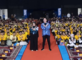 bakar-semangat-di-mpkmb-63-chandra-liow-beatbox-bareng-mahasiswa-sv-ipb-university-kalau-pede-pasti-bisa
