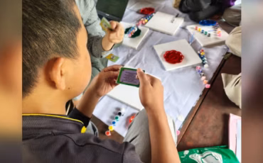 kartu-binalar-jadi-pemantik-tim-pkm-ipb-ajak-remaja-panti-asuhan-tuangkan-rasa-lewat-narrative-arts-therapy