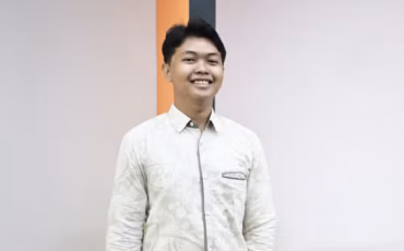 sempat-jual-roti-untuk-penuhi-uang-saku-pandu-yoga-pratama-kini-jadi-lulusan-terbaik-ipb-university