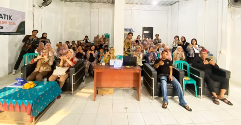 wujudkan-desa-sadar-pangan-aman-tim-kkn-t-keamanan-pangan-ipb-university-gelar-sapa-di-desa-barengkok