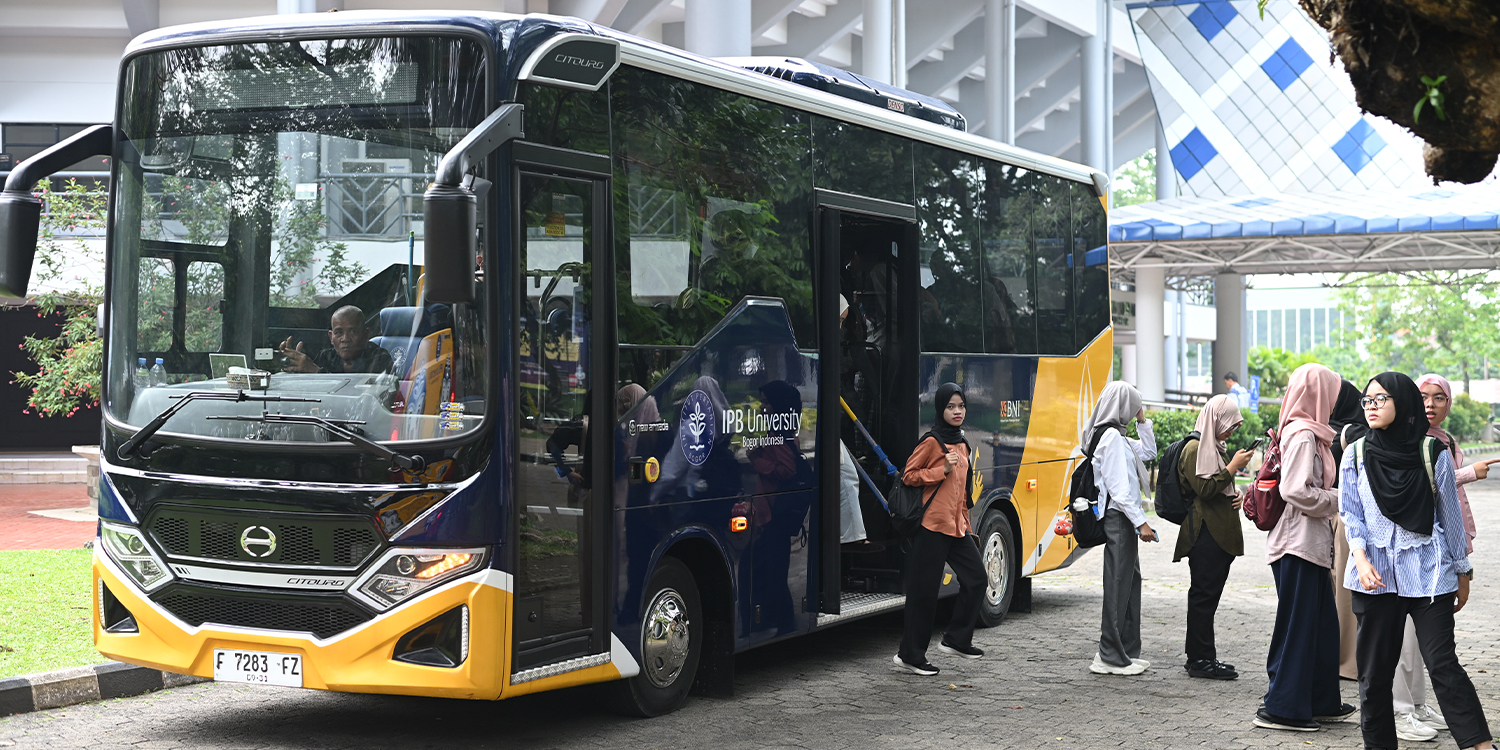 Si Bolang (Bus Operasional Langganan)