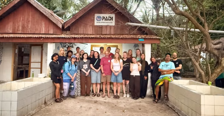 eksplorasi-ekosistem-laut-tropis-ipb-university-bawa-mahasiswa-internasional-belajar-di-wakatobi