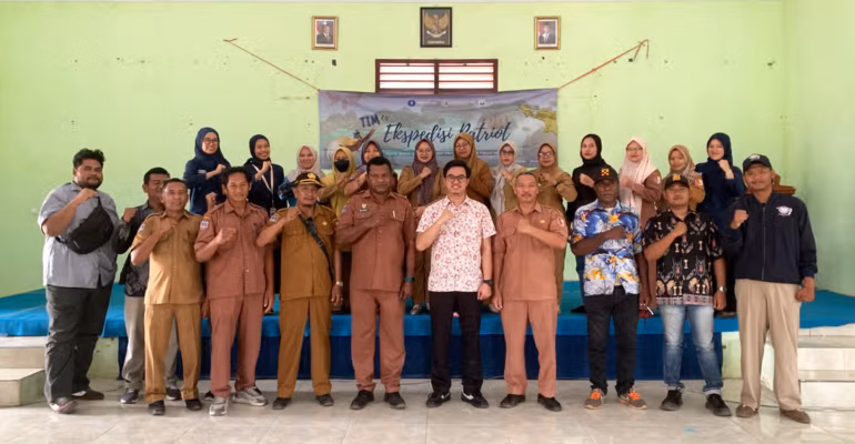tim-ekspedisi-patriot-ipb-university-kenalkan-data-desa-presisi-bantu-rumuskan-kebijakan-kampung-di-semangga